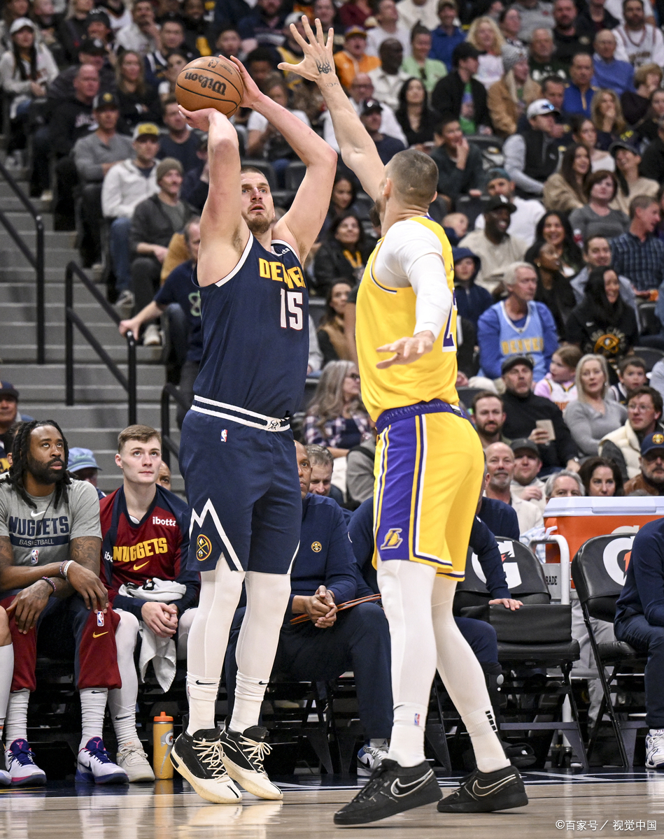 开云APP-那不勒斯迎NBA季后赛关键赛，清晨扳平良机，震撼外界，身体对抗强度拉满的简单介绍