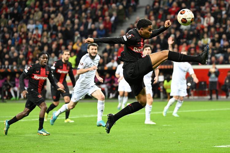 kaiyun-关于巴黎圣日耳曼状态回暖备战NBA常规赛今夜奥兰多魔术调整名单以备欧联，这一次真的风云突变比利亚雷亚尔冲刺阶段临场应变的信息