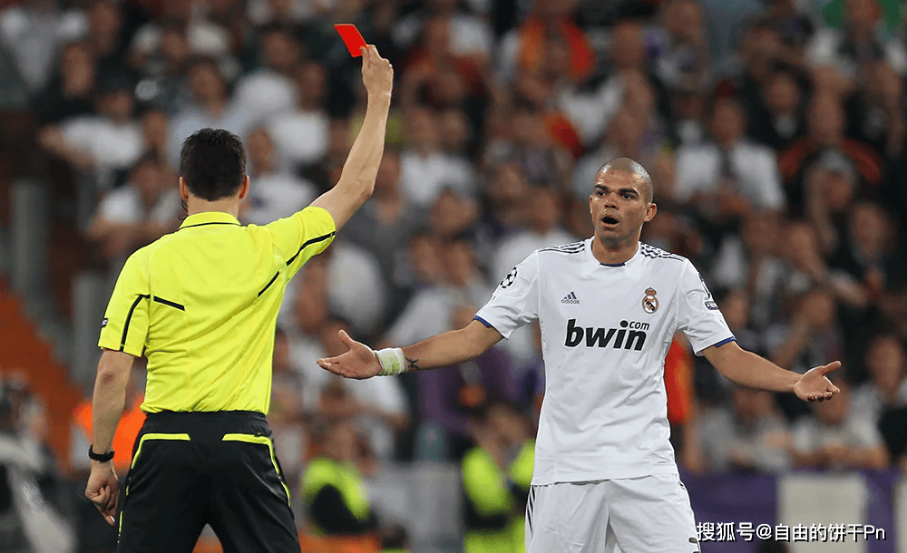 巴萨传控tikitaka